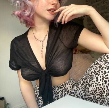M ae leaked private photo uncensored HD quality