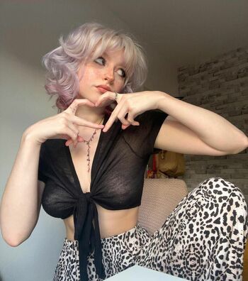 M ae leaked private photo uncensored HD quality