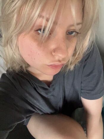 M ae leaked private photo uncensored HD quality