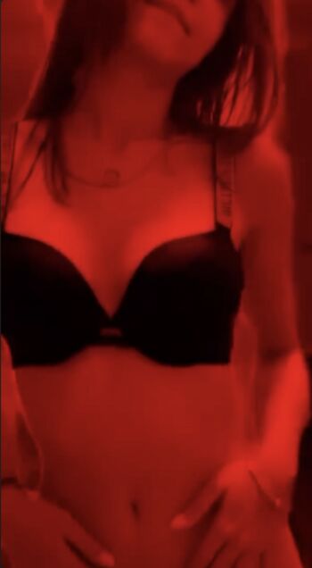 Madina leaked private photo uncensored HD quality