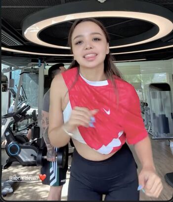 Madina leaked private photo uncensored HD quality