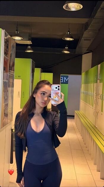 Madina leaked private photo uncensored HD quality