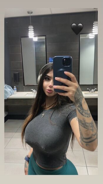 Magzcow page leaked private photo uncensored HD quality