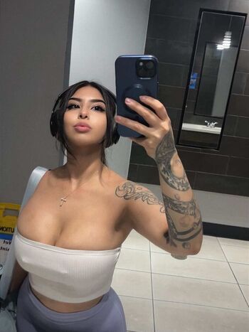 Magzcow leaked private photo uncensored HD quality