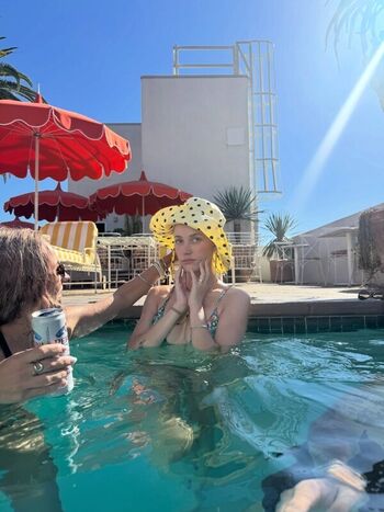 Maika monroe leaked private photo uncensored HD quality