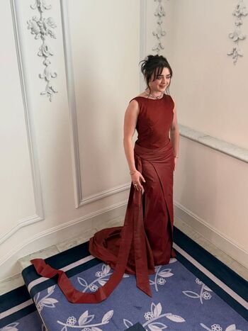 Maisie williams page leaked private photo uncensored HD quality