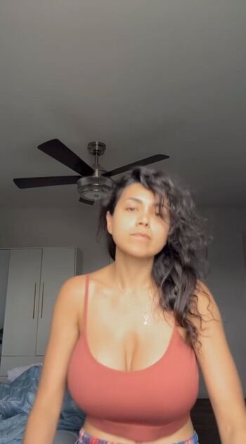 Malaikasoffline leaked private photo uncensored HD quality