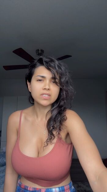 Malaikasoffline leaked private photo uncensored HD quality
