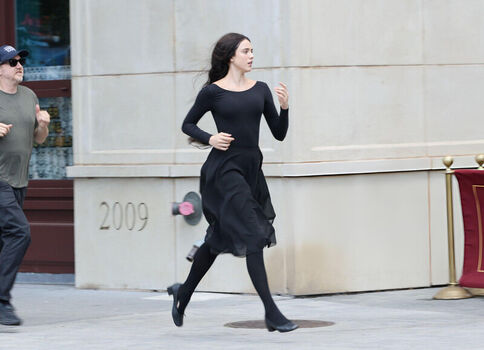 Margaret qualley page leaked private photo uncensored HD quality