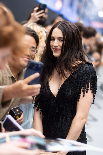 Margaret qualley page leaked private photo uncensored HD quality