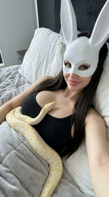 Maskyrabbit leaked private photo uncensored HD quality