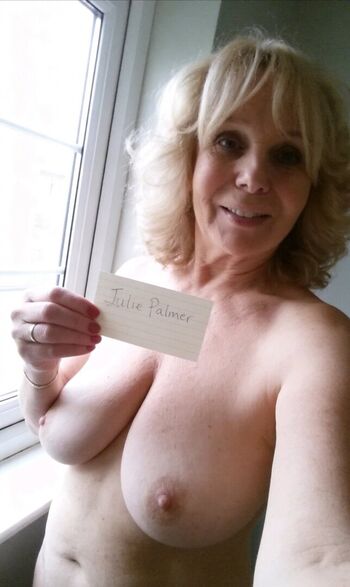 Mature women page leaked private photo uncensored HD quality