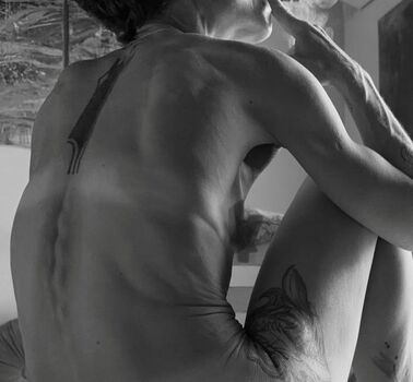 Mature women page leaked private photo uncensored HD quality
