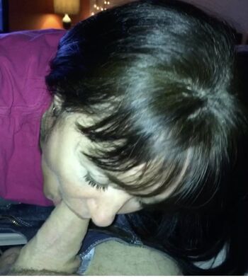 Mature women page leaked private photo uncensored HD quality