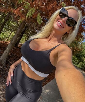 Mature women page leaked private photo uncensored HD quality