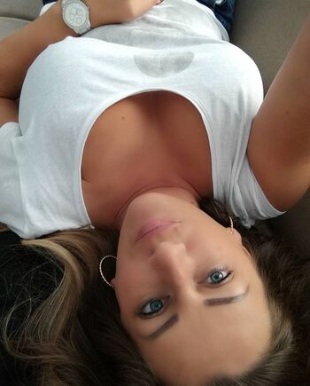 Mature women page leaked private photo uncensored HD quality
