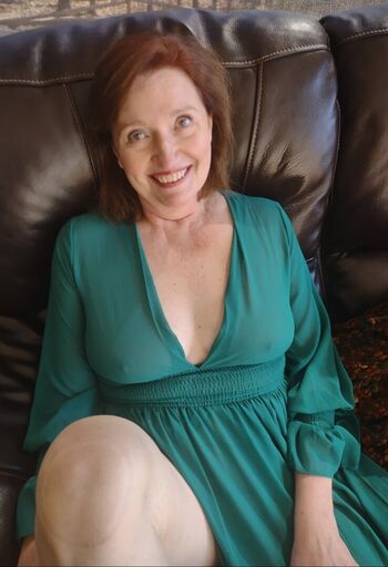 Mature women leaked private photo uncensored HD quality