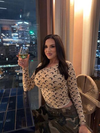 Mccarthy leaked private photo uncensored HD quality