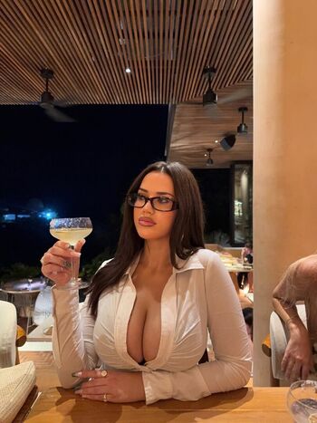 Mccarthy leaked private photo uncensored HD quality