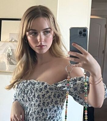 Mckenna grace  page leaked private photo uncensored HD quality