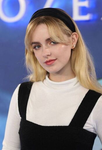 Mckenna grace  page leaked private photo uncensored HD quality