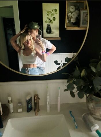 Mckenna grace  page leaked private photo uncensored HD quality