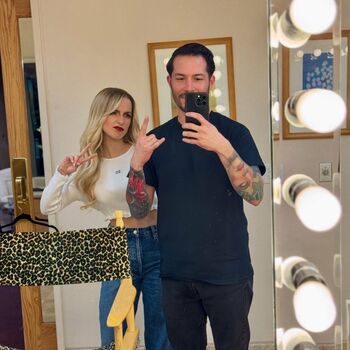 Mckenna grace  page leaked private photo uncensored HD quality