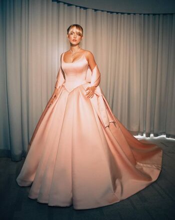 Mckenna grace  page leaked private photo uncensored HD quality