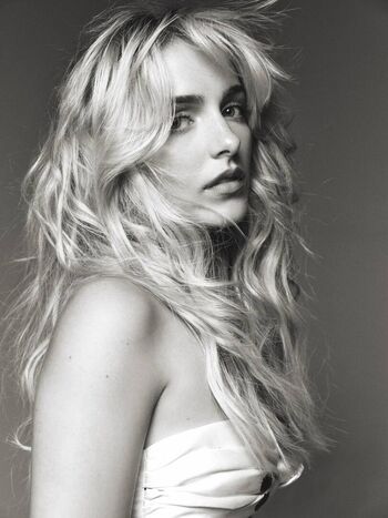 Mckenna grace  page leaked private photo uncensored HD quality