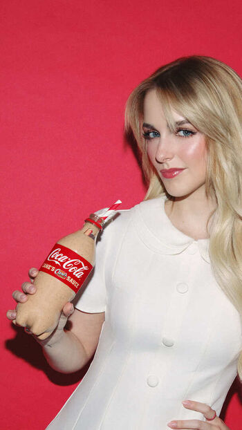 Mckenna grace  page leaked private photo uncensored HD quality