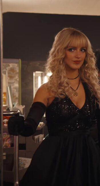 Mckenna grace  page leaked private photo uncensored HD quality