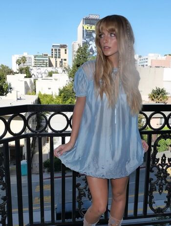 Mckenna grace  page leaked private photo uncensored HD quality