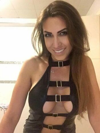 Melike baran page leaked private photo uncensored HD quality