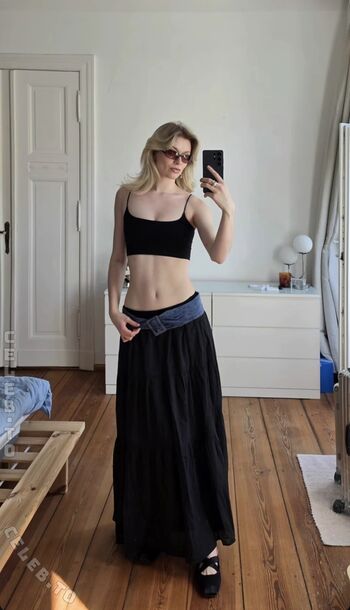 Merleperle page leaked private photo uncensored HD quality