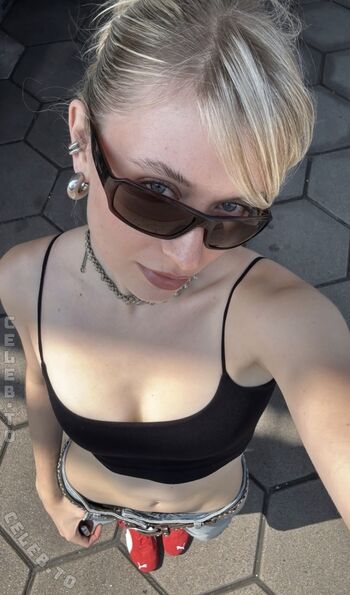 Merleperle leaked private photo uncensored HD quality