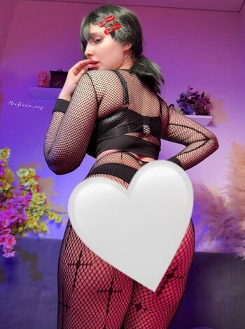 Mia green tea page leaked private photo uncensored HD quality