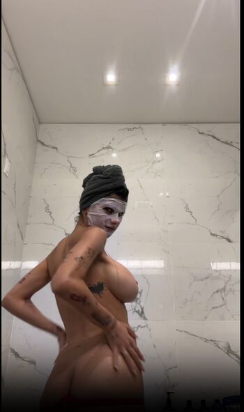 Mia khalifa  page leaked private photo uncensored HD quality