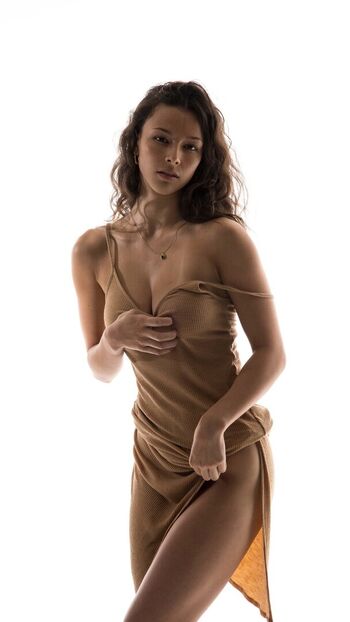 Mia wynn page leaked private photo uncensored HD quality