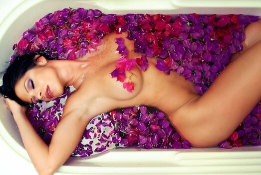 Michelle lewin leaked private photo uncensored HD quality