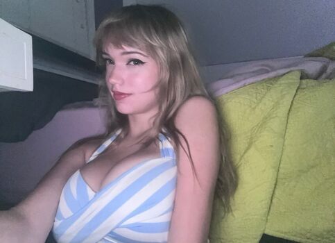 Mikahhlynn leaked private photo uncensored HD quality