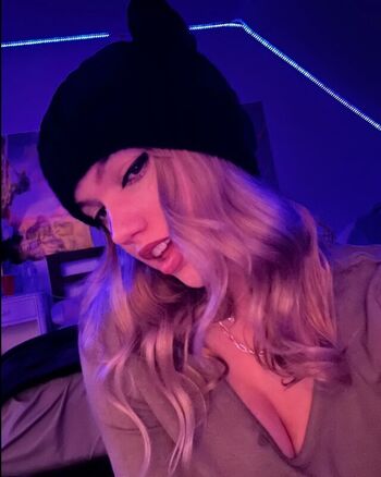 Mikahhlynn leaked private photo uncensored HD quality