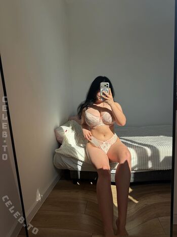 Miniloonaa  page leaked private photo uncensored HD quality