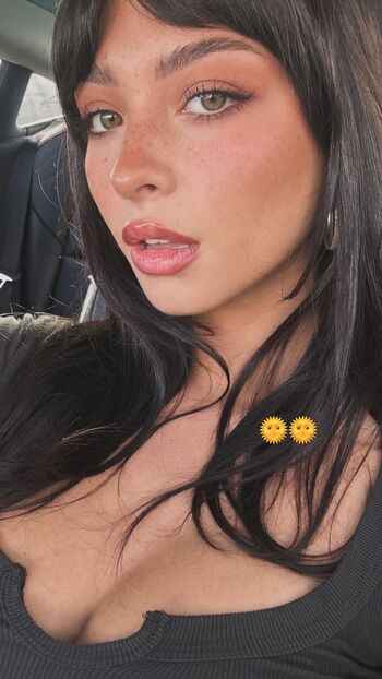 Mishka chantal silva  page leaked private photo uncensored HD quality