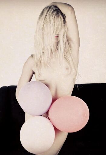 Missmademoiselle leaked private photo uncensored HD quality