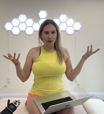 Mondragon chiropractic  page leaked private photo uncensored HD quality