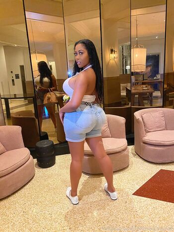 Moreofmoriah leaked private photo uncensored HD quality