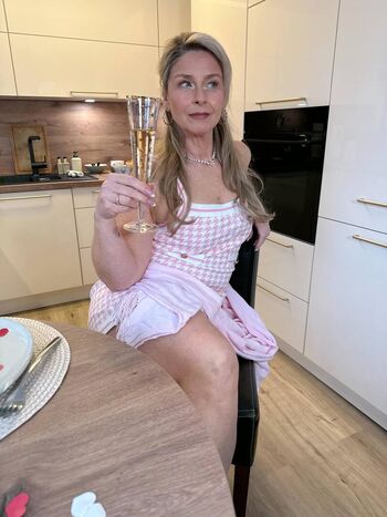 Mrs williams leaked private photo uncensored HD quality