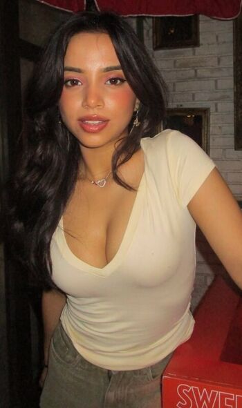 Muskan karia leaked private photo uncensored HD quality