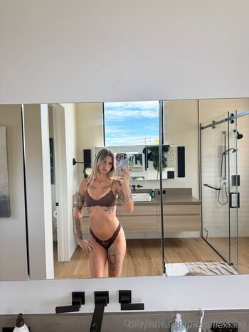 Nataliexking  page leaked private photo uncensored HD quality