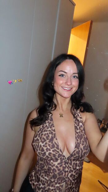 Niamh cryan page leaked private photo uncensored HD quality